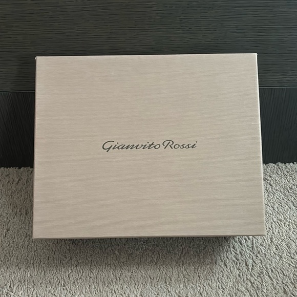 Gianvito Rossi empty box only - Picture 1 of 6